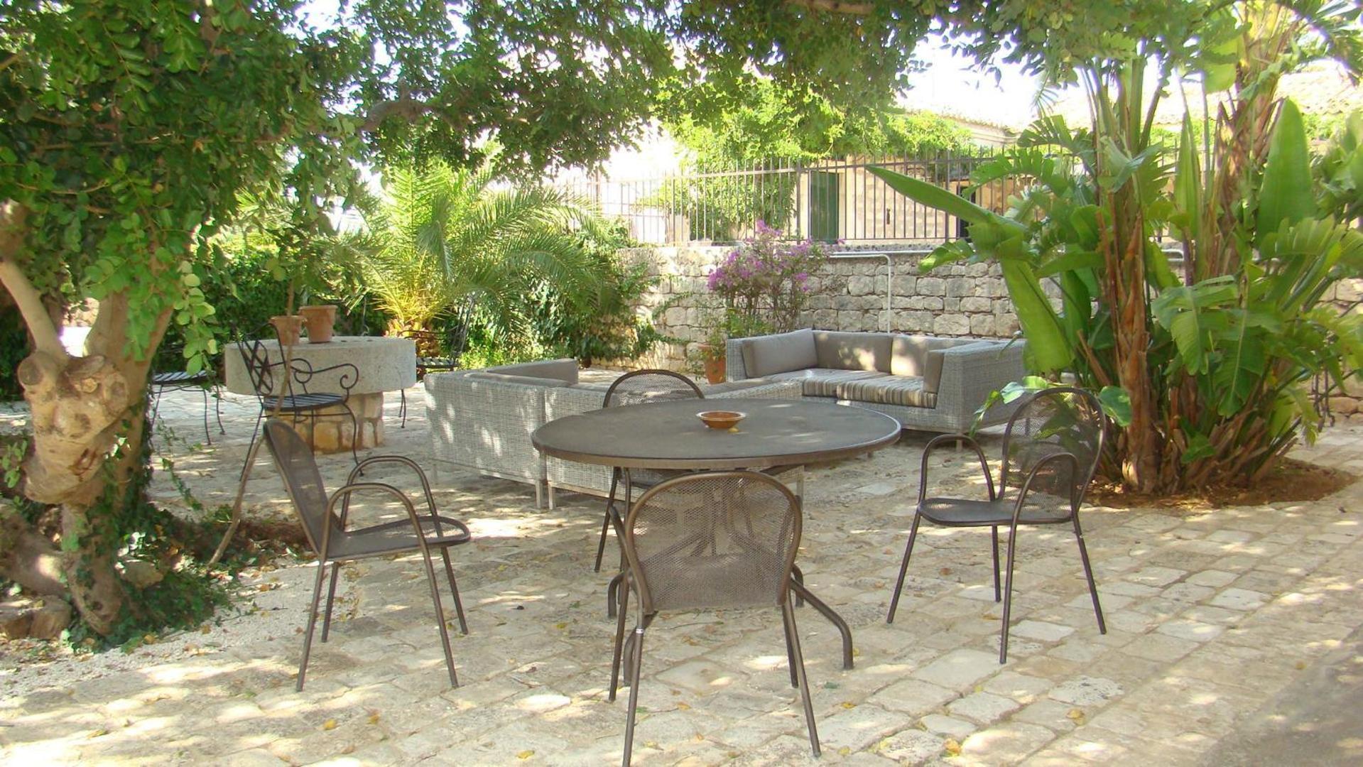 Masseria Ciancio Casa Serrafiori Exterior foto