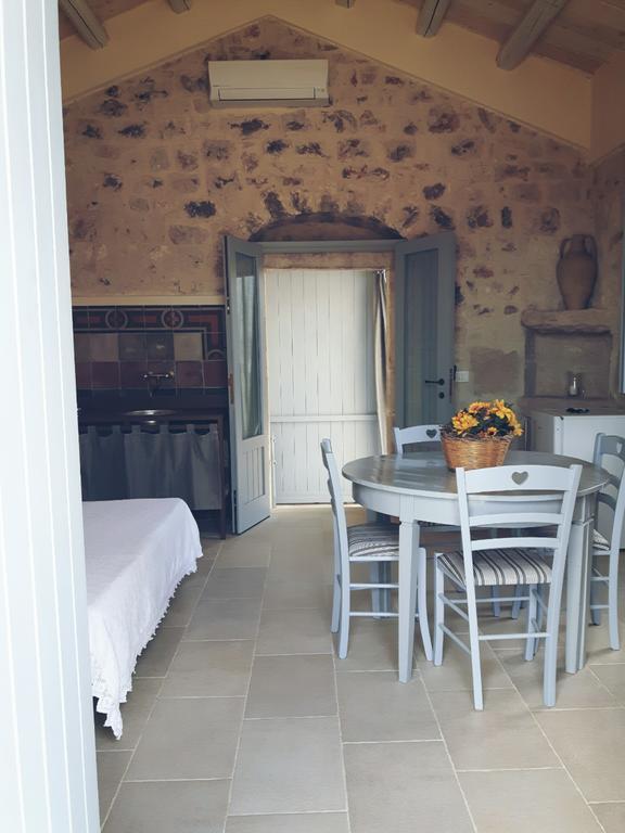 Masseria Ciancio Casa Serrafiori Exterior foto
